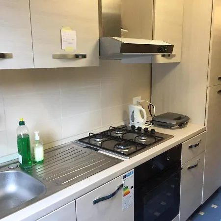 Alojamento de Acomodação e Pequeno-almoço Mestre Venice City Apartment 2*