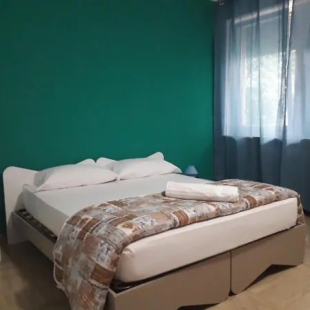 Alojamento de Acomodação e Pequeno-almoço Mestre Venice City Apartment Mestre